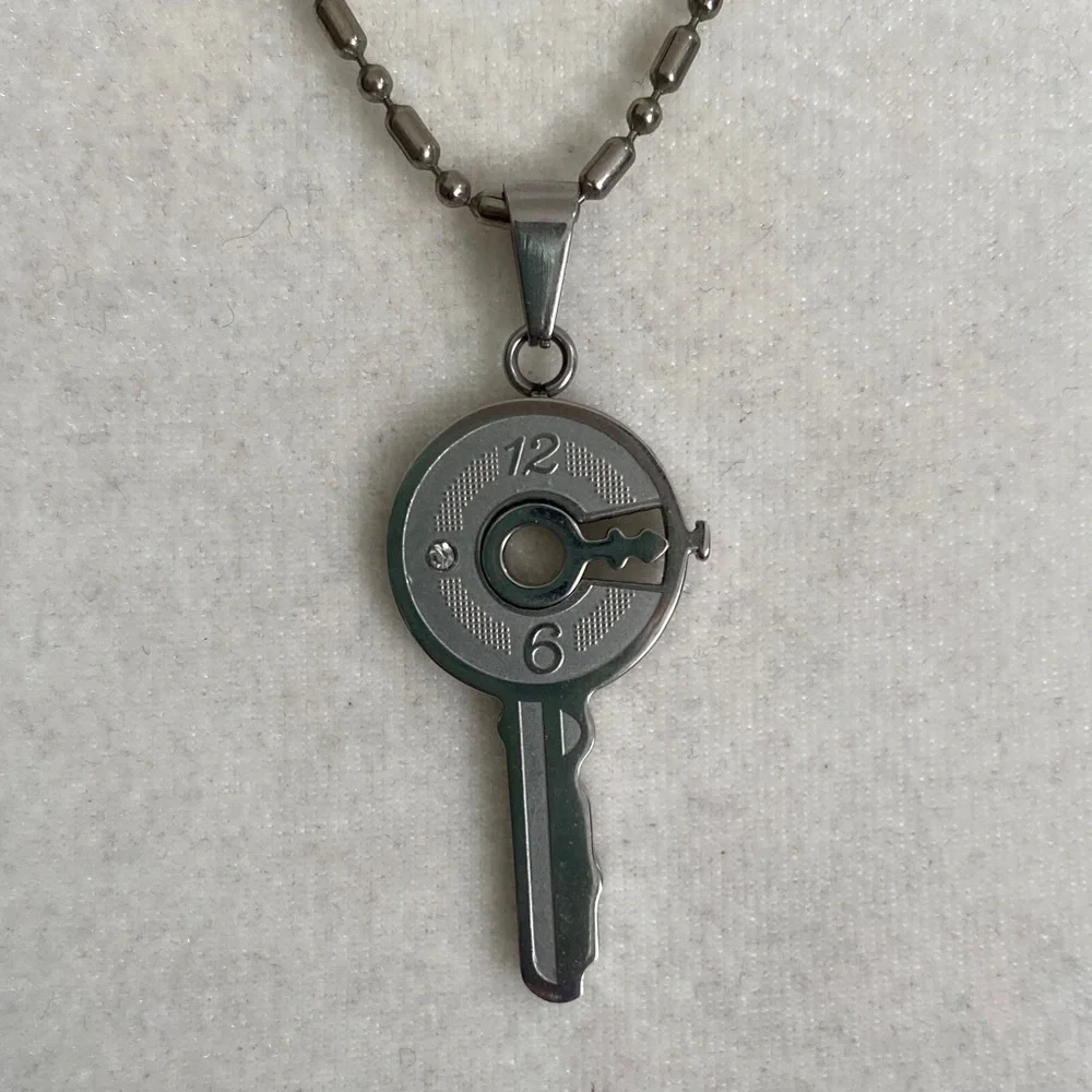 Silver Steampunk Key Clock Face Dial Industrial Minimalist Pendant Necklace